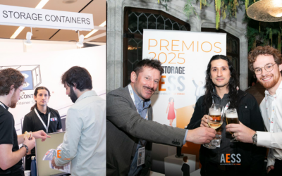 USC en la AESS 17: reforzar las conexiones en el autoalmacenamiento